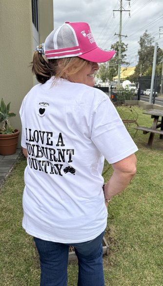 Classic Tee - Colour White size Small