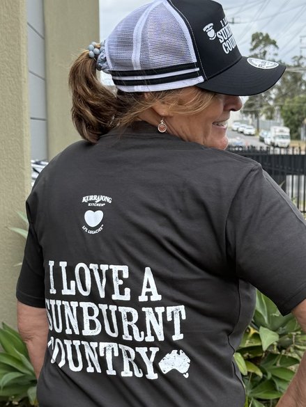 Classic Tee - Colour coal size Med